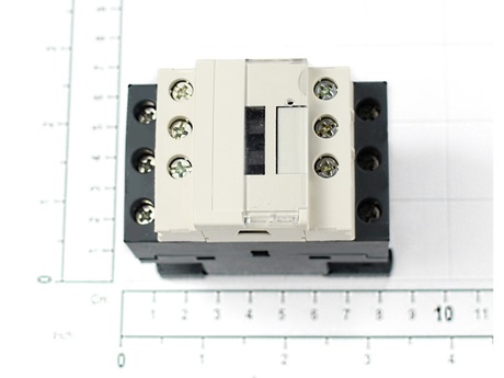 CONTACTOR CONTACTOR