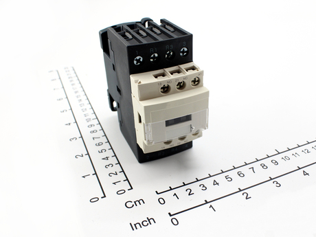 CONTACTOR CONTACTOR