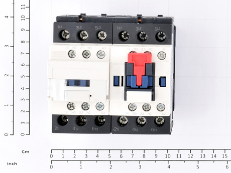 REVERSING CONTACTOR REVERSING CONTACTOR